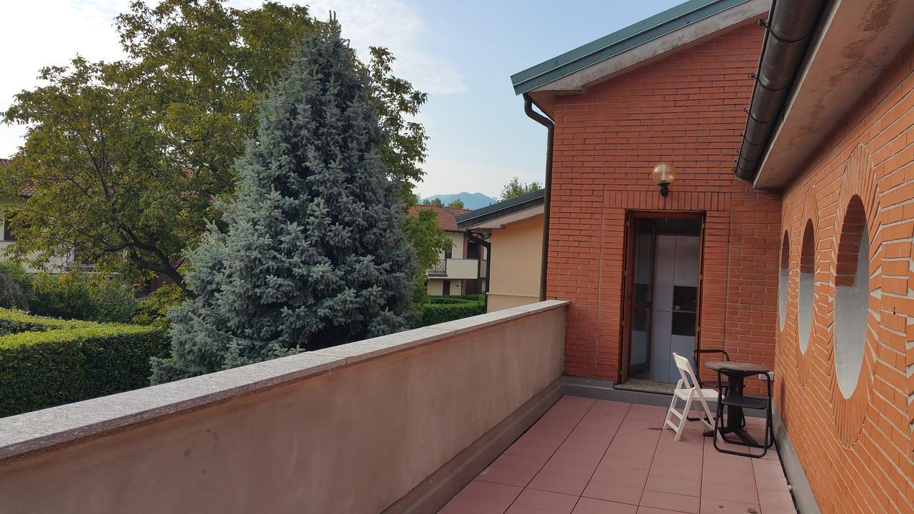 Ostello Casa Emmaus Maccagno Exterior foto